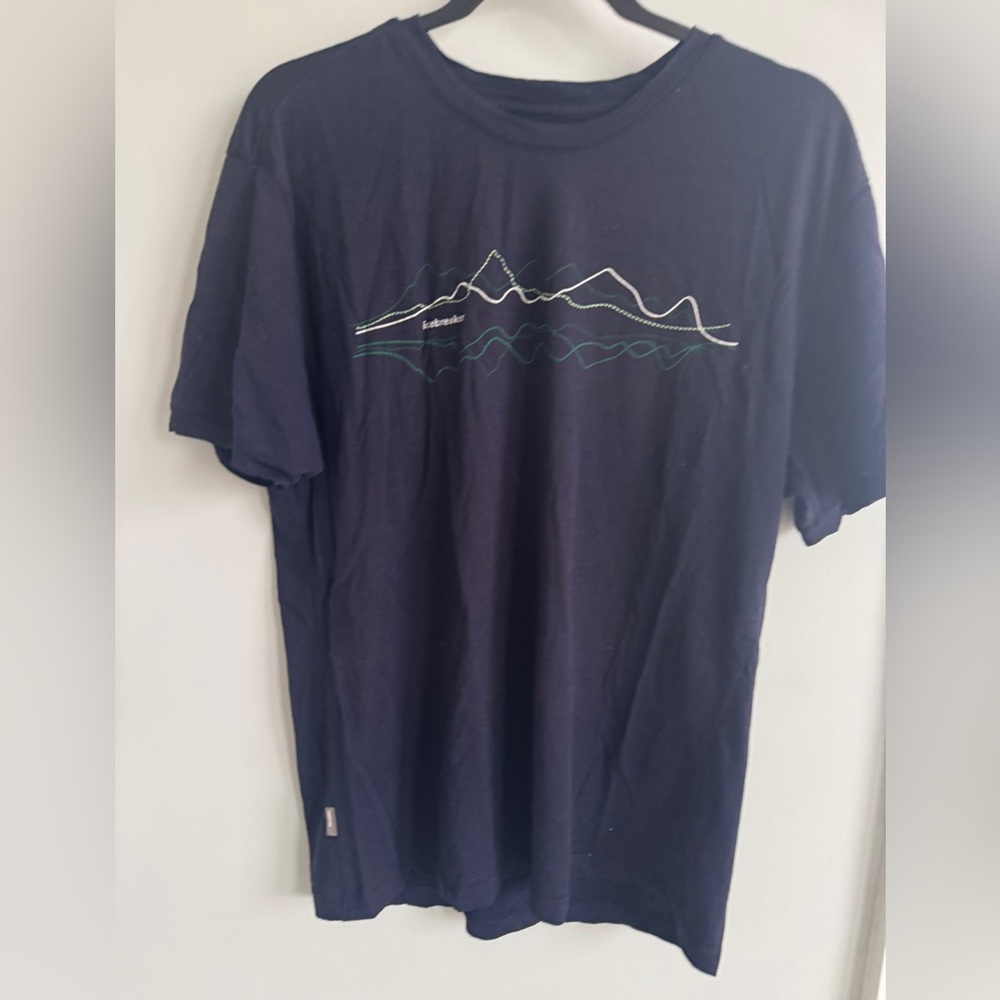 Icebreaker Dark Blue Mountain Graphic Tee XL
